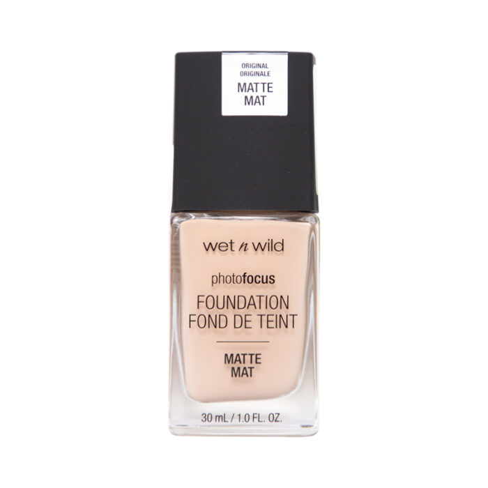 matte foundation buildable coverage camera-ready makeup Soft Beige foundation long-lasting foundation