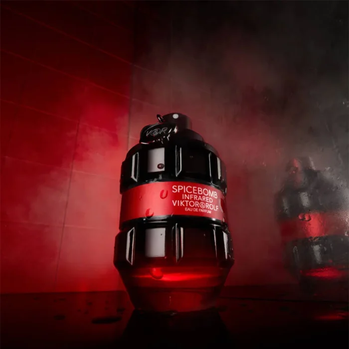 Viktor-Rolf-Spicebomb-Infrared-EDP-90ml-6.jpg